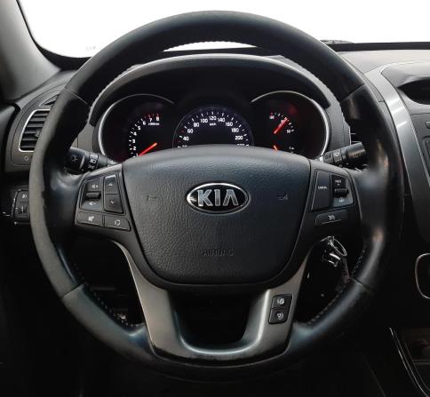 Kia Sorento II Рестайлинг с пробегом 2017 года, цена 1 599 000 рублей, 197102 км, внедорожник, Автокод Объявления