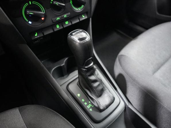 Skoda Rapid I Рестайлинг с пробегом 2019 года, цена 1 421 000 рублей, 117000 км, лифтбек, Автокод Объявления