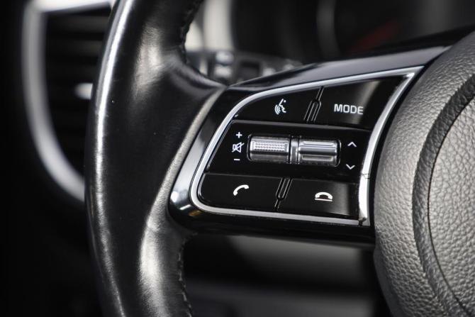 Kia Seltos I с пробегом 2021 года, цена 2 999 000 рублей, 26260 км, внедорожник, Автокод Объявления