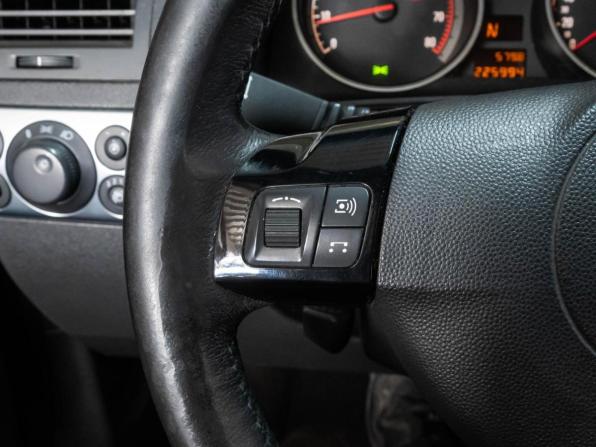 Opel Astra H Рестайлинг с пробегом 2010 года, цена 597 000 рублей, 225994 км, хэтчбек, Автокод Объявления