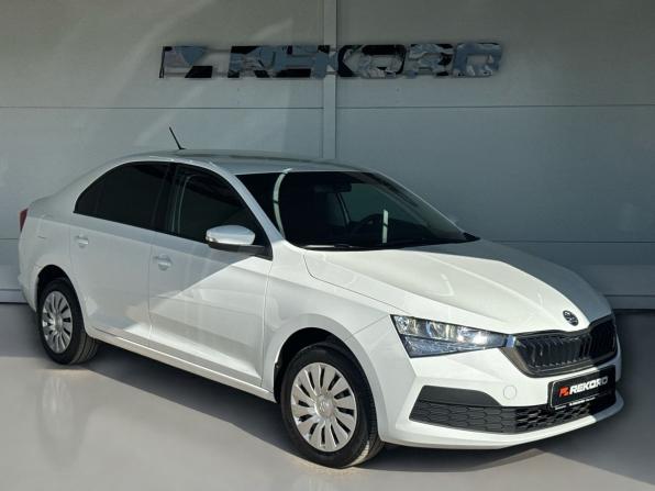 Skoda Rapid II с пробегом 2021 года, цена 1 629 000 рублей, 73735 км, лифтбек, Автокод Объявления