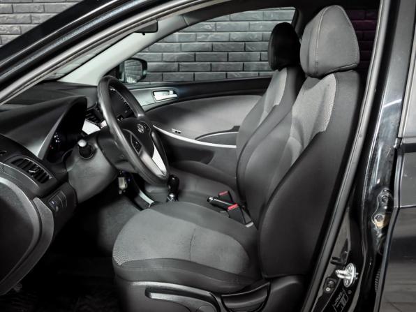 Hyundai Solaris I с пробегом 2014 года, цена 940 000 рублей, 89483 км, седан, Автокод Объявления