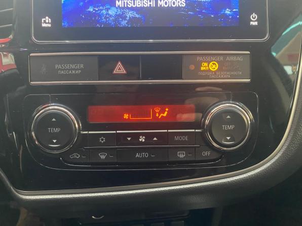 Mitsubishi Outlander III Рестайлинг 3 с пробегом 2019 года, цена 2 350 000 рублей, 147094 км, внедорожник, Автокод Объявления