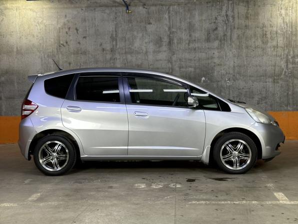 Honda Fit II с пробегом 2010 года, цена 790 000 рублей, 197754 км, хэтчбек, Автокод Объявления