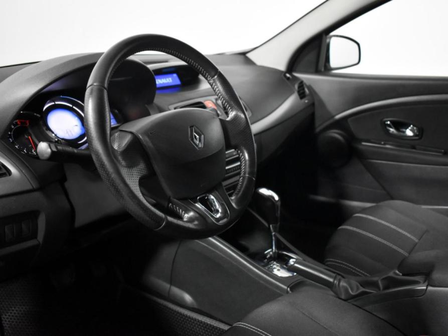 Renault Fluence I Рестайлинг Санкт-Петербург  - изображение 10