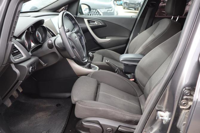 Opel Astra J с пробегом 2010 года, цена 479 000 рублей, 197000 км, хэтчбек, Автокод Объявления
