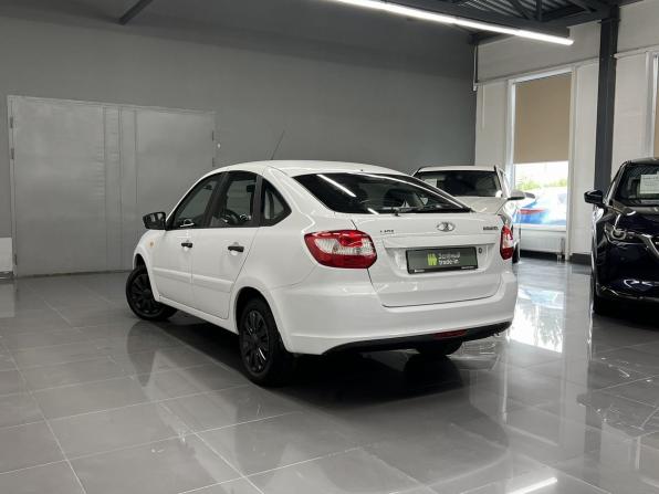 Lada (ВАЗ) Granta I с пробегом 2016 года, цена 530 000 рублей, 105552 км, лифтбек, Автокод Объявления