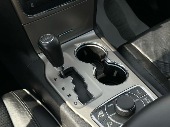 Jeep Grand Cherokee IV (WK2) с пробегом 2012 года, цена 1 870 000 рублей, 198100 км, внедорожник, Автокод Объявления