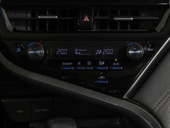 Toyota Camry VIII (XV70) Рестайлинг с пробегом 2022 года, цена 3 518 000 рублей, 35370 км, седан, Автокод Объявления