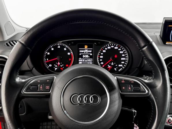 Audi A1 I (8X) Рестайлинг с пробегом 2015 года, цена 1 349 000 рублей, 69615 км, хэтчбек, Автокод Объявления