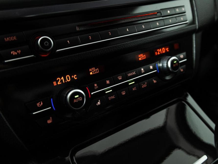 BMW 5 серии VI (F10/F11/F07) Рестайлинг Санкт-Петербург  - изображение 23