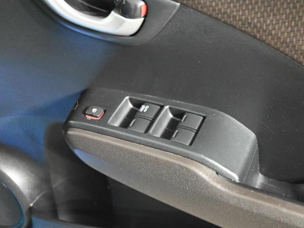 Honda Fit Shuttle I с пробегом 2011 года, цена 950 000 рублей, 278495 км, универсал, Автокод Объявления