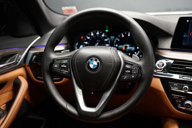 BMW 5 серии VII (G30/G31/G38) с пробегом 2018 года, цена 3 750 000 рублей, 89000 км, седан, Автокод Объявления