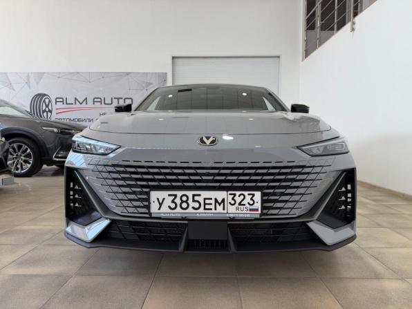 Changan UNI-V I с пробегом 2024 года, цена 2 550 000 рублей, 12800 км, лифтбек, Автокод Объявления