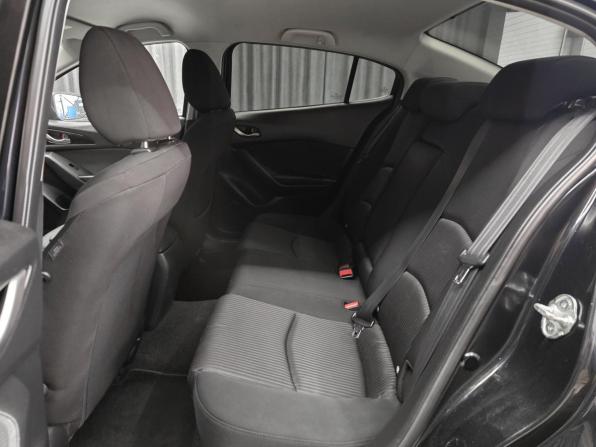 Mazda 3 III (BM) с пробегом 2015 года, цена 1 350 000 рублей, 149000 км, седан, Автокод Объявления