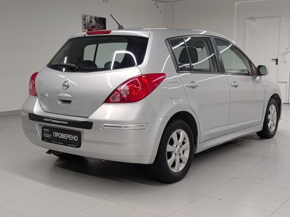 Nissan Tiida I Рестайлинг с пробегом 2010 года, цена 674 000 рублей, 218304 км, хэтчбек, Автокод Объявления