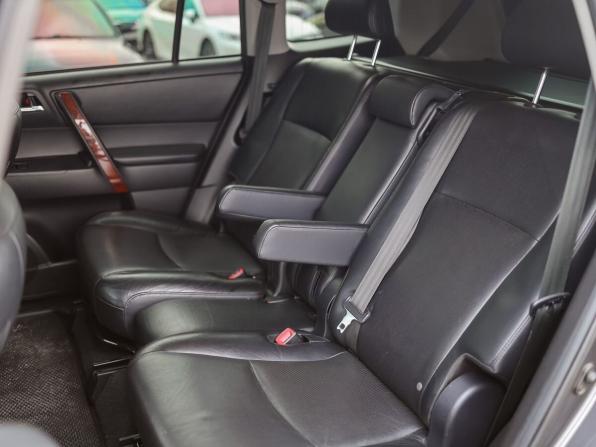 Toyota Highlander II (XU40) Рестайлинг с пробегом 2012 года, цена 1 899 000 рублей, 227230 км, внедорожник, Автокод Объявления