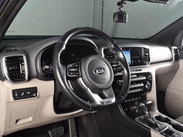 Kia Sportage IV Рестайлинг с пробегом 2021 года, цена 2 189 997 рублей, 39338 км, внедорожник, Автокод Объявления