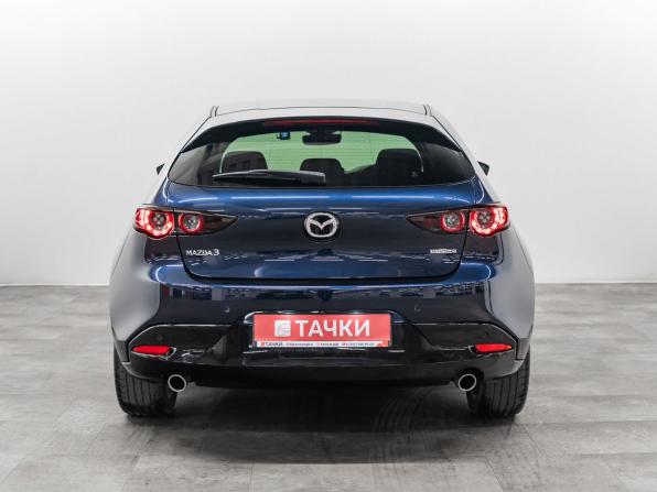 Mazda 3 IV (BP) с пробегом 2021 года, цена 1 800 000 рублей, 13000 км, хэтчбек, Автокод Объявления