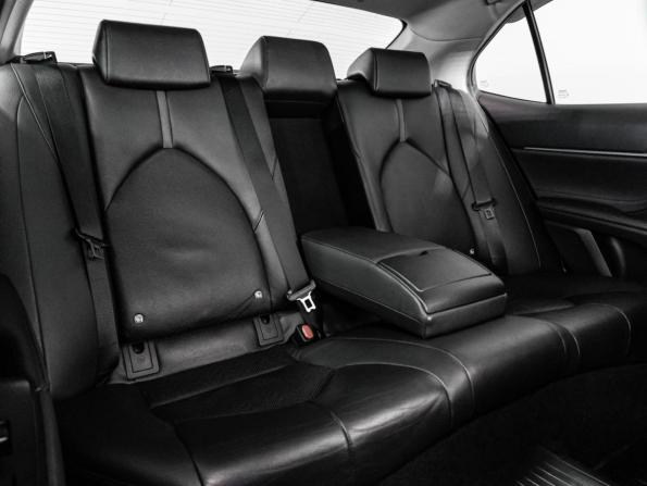 Toyota Camry VIII (XV70) Рестайлинг с пробегом 2021 года, цена 2 949 000 рублей, 135372 км, седан, Автокод Объявления