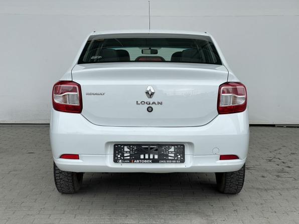 Renault Logan II Рестайлинг с пробегом 2019 года, цена 858 000 рублей, 82911 км, седан, Автокод Объявления