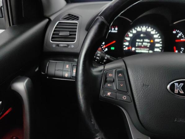 Kia Sorento II Рестайлинг с пробегом 2015 года, цена 1 748 000 рублей, 214500 км, внедорожник, Автокод Объявления