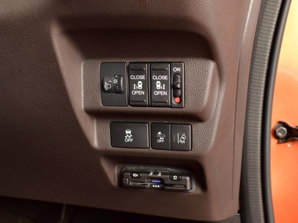 Honda Freed II Рестайлинг с пробегом 2020 года, цена 1 714 995 рублей, 44507 км, компактвэн, Автокод Объявления