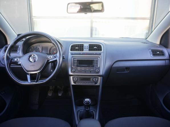 Volkswagen Polo V Рестайлинг с пробегом 2018 года, цена 980 000 рублей, 198623 км, седан, Автокод Объявления