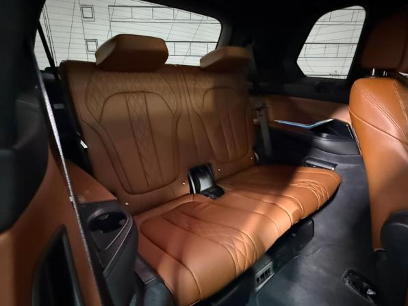 BMW X7 I (G07) Рестайлинг с пробегом 2022 года, цена 12 990 000 рублей, 75182 км, внедорожник, Автокод Объявления