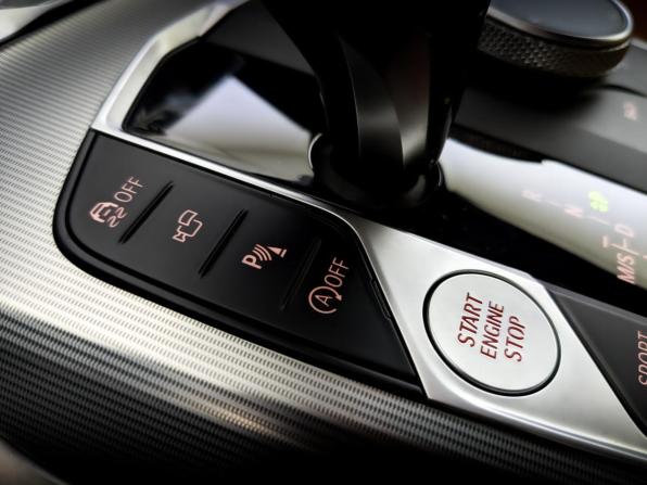 BMW 4 серии G22 G23 G26 с пробегом 2021 года, цена 5 490 000 рублей, 15000 км, кабриолет, Автокод Объявления