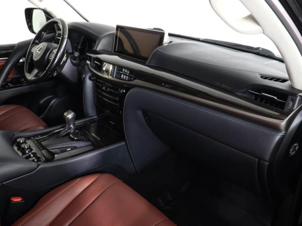 Lexus LX III Рестайлинг 2 с пробегом 2021 года, цена 11 500 000 рублей, 55423 км, внедорожник, Автокод Объявления
