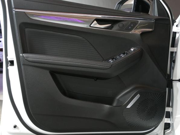 Haval Jolion I Рестайлинг с пробегом 2025 года, цена 2 695 000 рублей, 4875 км, внедорожник, Автокод Объявления