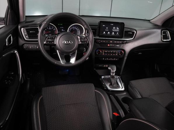 Kia Ceed III с пробегом 2018 года, цена 1 599 000 рублей, 167062 км, универсал, Автокод Объявления