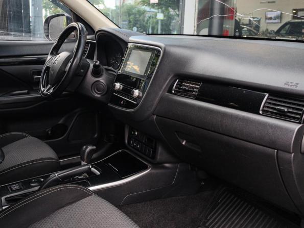 Mitsubishi Outlander III Рестайлинг 3 с пробегом 2020 года, цена 1 500 000 рублей, 343110 км, внедорожник, Автокод Объявления
