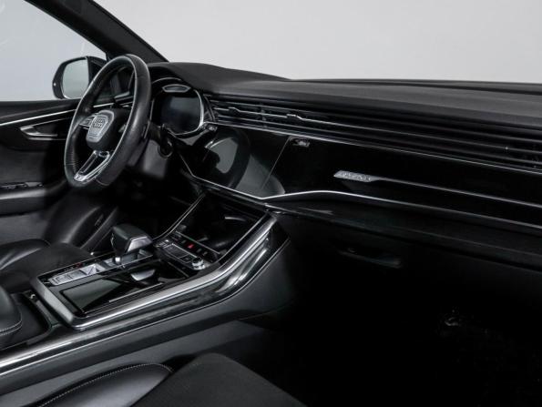 Audi Q8 I (4M) с пробегом 2019 года, цена 5 299 000 рублей, 121988 км, внедорожник, Автокод Объявления