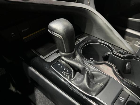 Toyota Camry VIII (XV70) с пробегом 2019 года, цена 2 970 000 рублей, 106210 км, седан, Автокод Объявления