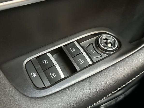 Chery Tiggo 7 Pro Max I с пробегом 2023 года, цена 1 790 000 рублей, 59225 км, внедорожник, Автокод Объявления
