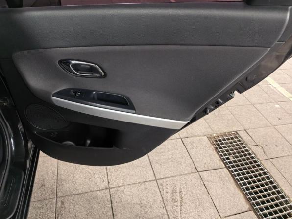 Kia Ceed II Рестайлинг с пробегом 2018 года, цена 1 390 000 рублей, 108000 км, универсал, Автокод Объявления