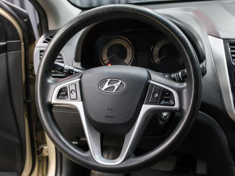 Hyundai Solaris I Москва  - изображение 17