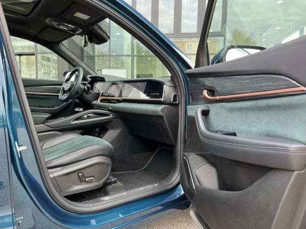 Geely Monjaro I с пробегом 2023 года, цена 3 340 000 рублей, 20241 км, внедорожник, Автокод Объявления