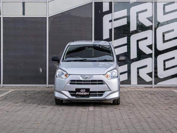 Daihatsu Mira e:S II с пробегом 2021 года, цена 901 000 рублей, 68273 км, хэтчбек, Автокод Объявления