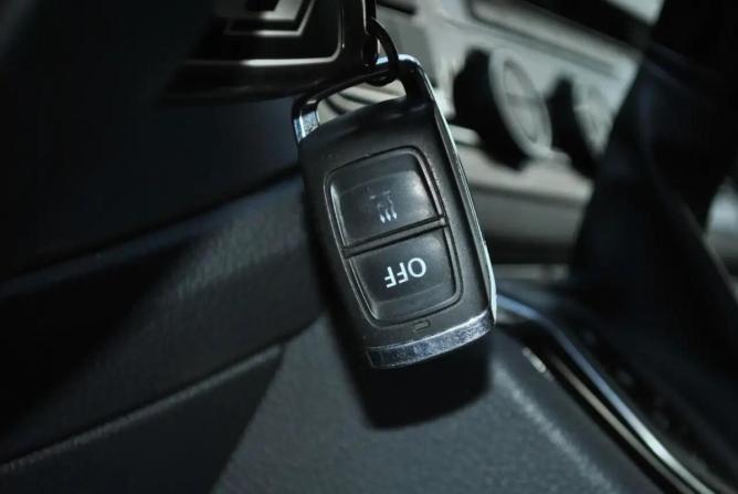Volkswagen Multivan T6 с пробегом 2018 года, цена 4 750 000 рублей, 145961 км, минивэн, Автокод Объявления