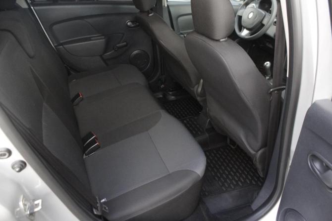 Renault Logan II с пробегом 2015 года, цена 745 000 рублей, 190657 км, седан, Автокод Объявления