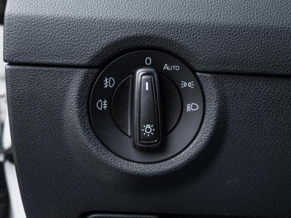 Skoda Octavia III (A7) Рестайлинг с пробегом 2019 года, цена 2 067 000 рублей, 99774 км, лифтбек, Автокод Объявления