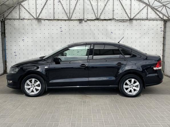 Volkswagen Polo V Рестайлинг с пробегом 2015 года, цена 999 000 рублей, 125342 км, седан, Автокод Объявления