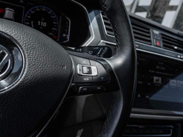 Volkswagen Tiguan II с пробегом 2019 года, цена 2 544 000 рублей, 57496 км, внедорожник, Автокод Объявления