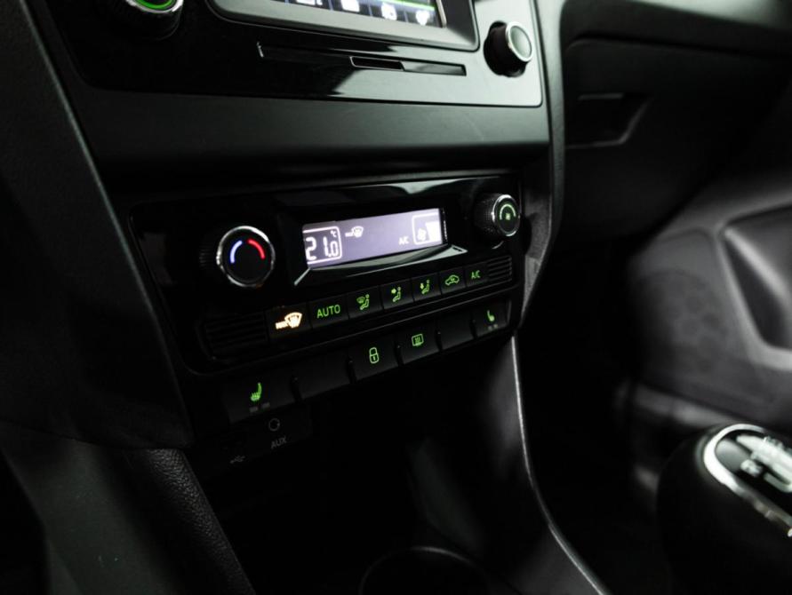 Skoda Rapid I Санкт-Петербург  - изображение 15