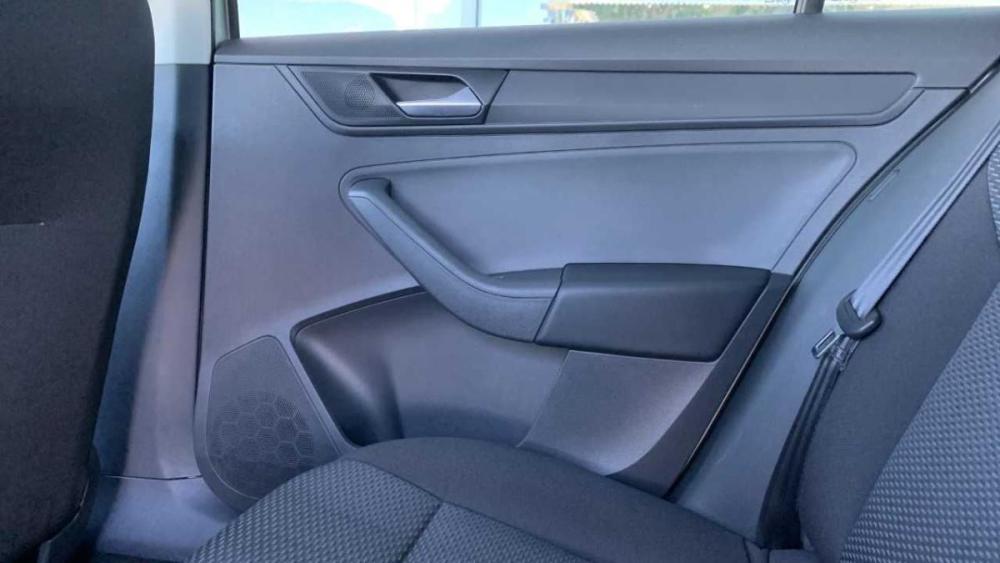 Volkswagen Polo VI Красноярск  - изображение 24