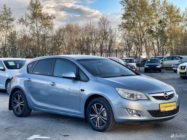 Opel Astra J с пробегом 2012 года, цена 619 000 рублей, 131037 км, хэтчбек, Автокод Объявления