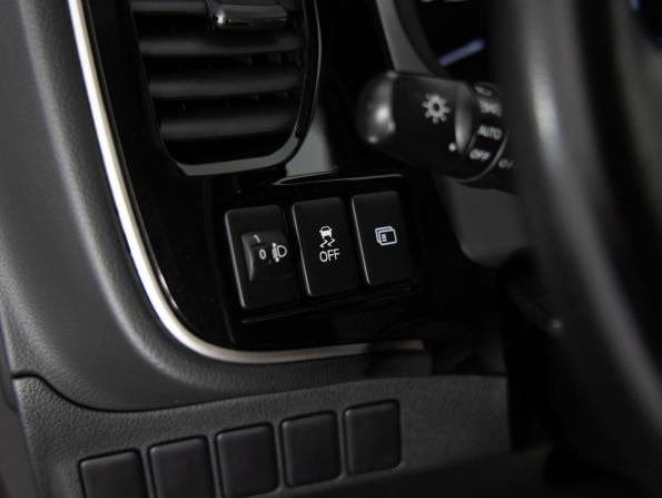 Mitsubishi Outlander III Рестайлинг 3 с пробегом 2021 года, цена 2 349 000 рублей, 92743 км, внедорожник, Автокод Объявления